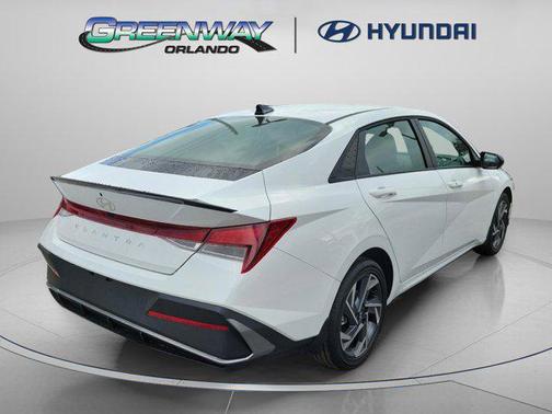 2025 Hyundai ELANTRA Sport