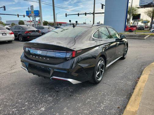 2026 Hyundai SONATA SEL