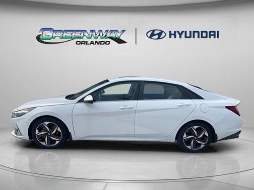 2022 Hyundai ELANTRA Limited