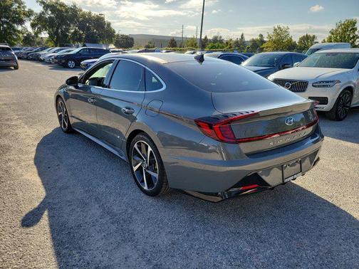 2022 Hyundai SONATA SEL Plus
