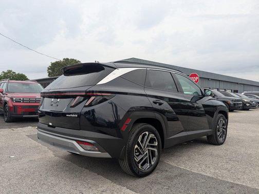 Deep Sea 2026 Hyundai TUCSON Hybrid Limited