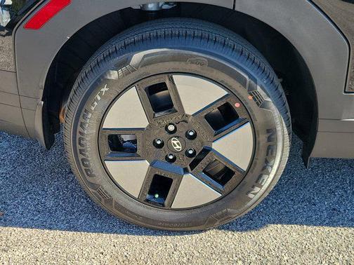 Phantom Black 2026 Hyundai SANTA FE SEL 2.4