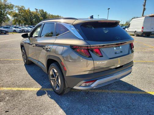 2026 Hyundai TUCSON Hybrid SEL