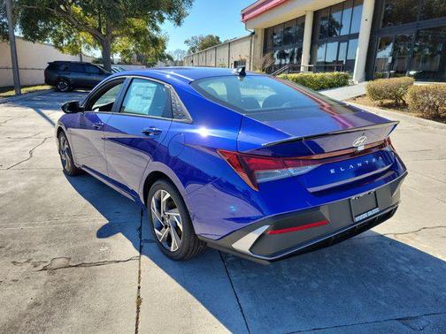 2025 Hyundai ELANTRA Sport