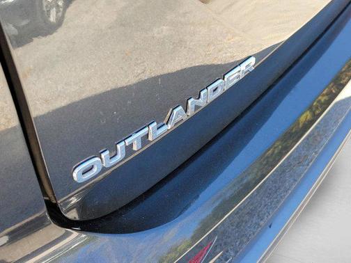 2025 Mitsubishi Outlander SE 2.5 S-AWC