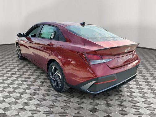 2025 Hyundai ELANTRA Sport
