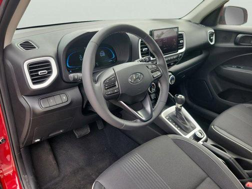 2025 Hyundai VENUE Limited