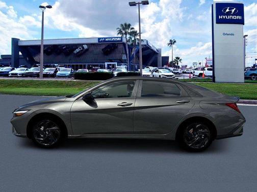 2026 Hyundai ELANTRA HEV SEL Sport