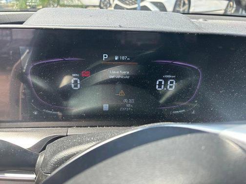Glacial White Pearl 2024 Kia Telluride S