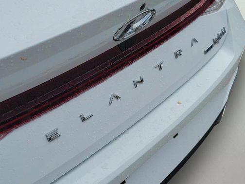2021 Hyundai ELANTRA HEV Blue