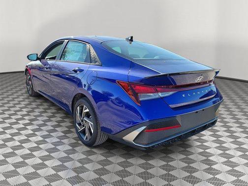 2025 Hyundai ELANTRA Sport