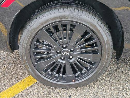 2026 Hyundai SANTA FE HEV Calligraphy