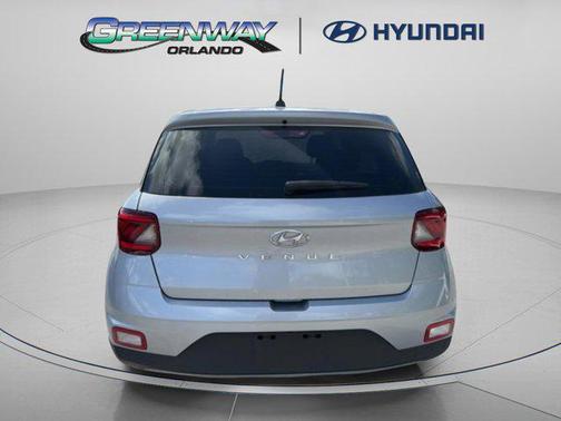 2023 Hyundai VENUE SE