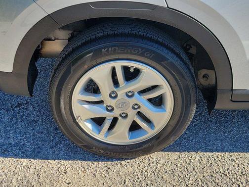 2023 Hyundai VENUE SE