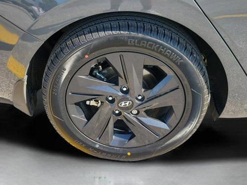 2023 Hyundai ELANTRA HEV Blue