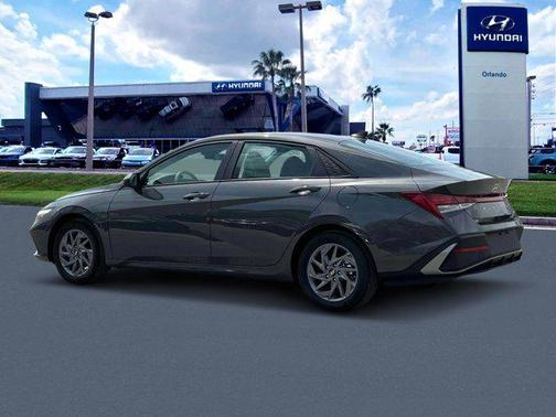 2025 Hyundai ELANTRA HEV Blue