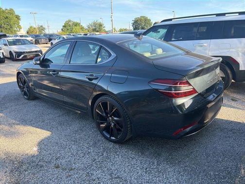 Hallasan Green 2023 Genesis G70 2.0T RWD