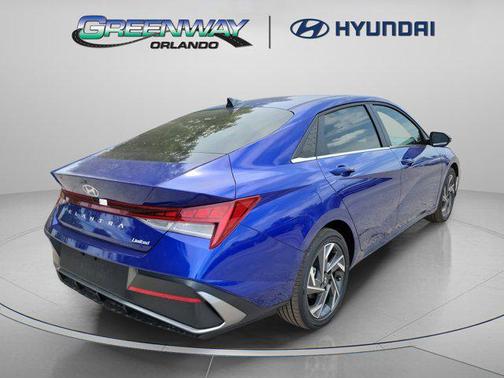 2025 Hyundai ELANTRA Limited
