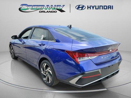 2025 Hyundai ELANTRA Limited
