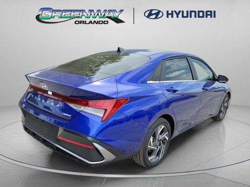 2025 Hyundai ELANTRA Limited
