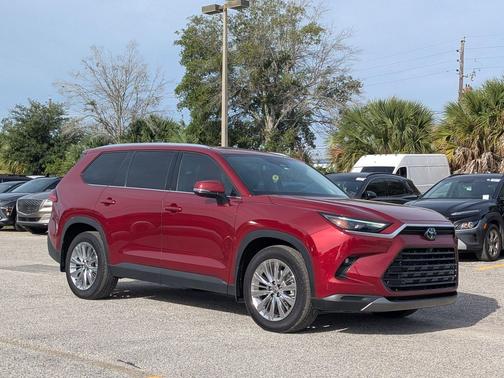 Pearl 2024 Toyota Grand Highlander Platinum