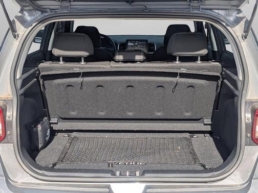 Ecotronic Gray 2025 Hyundai VENUE SEL