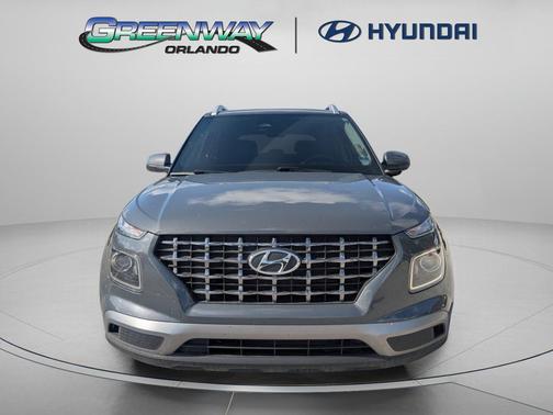 Ecotronic Gray 2025 Hyundai VENUE SEL