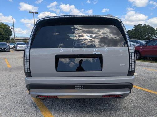 Cyber Gray 2026 Hyundai IONIQ 9 SE