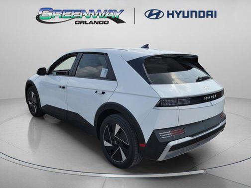 2025 Hyundai IONIQ 5 SE