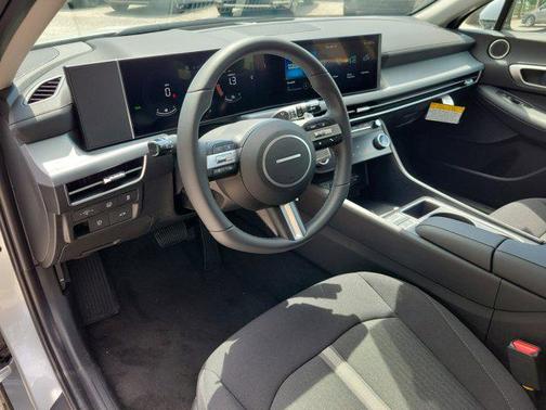 2025 Hyundai SONATA Hybrid SE