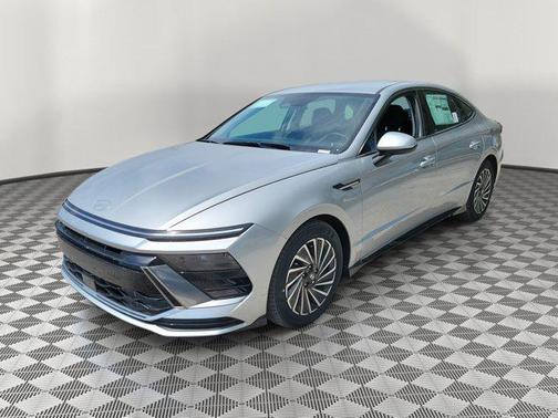 2025 Hyundai SONATA Hybrid SE