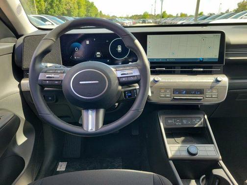 2025 Hyundai KONA SEL Convenience
