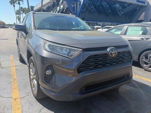 2019 Toyota RAV4 XLE Premium