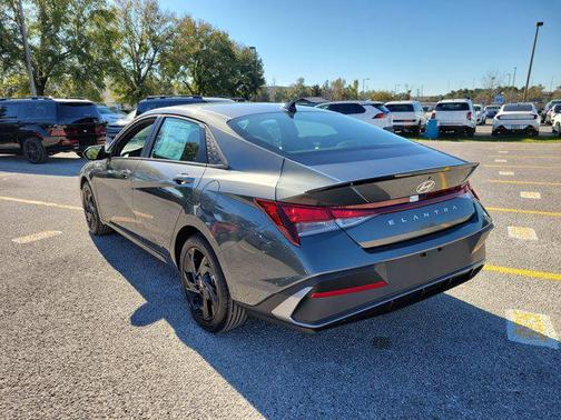 2026 Hyundai ELANTRA Sport