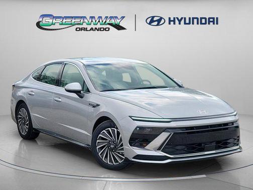 2025 Hyundai SONATA Hybrid SE