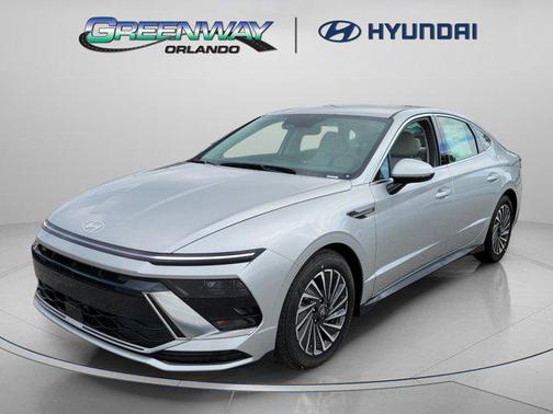 2025 Hyundai SONATA Hybrid SE