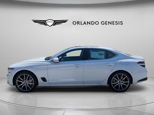 Uyuni White 2026 Genesis G70 2.5T AWD Prestige