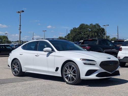 Uyuni White 2026 Genesis G70 2.5T AWD Prestige
