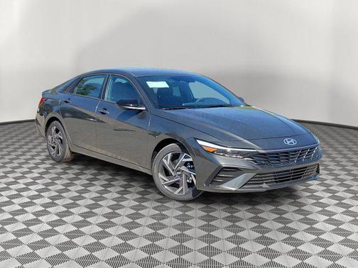 2025 Hyundai ELANTRA Sport