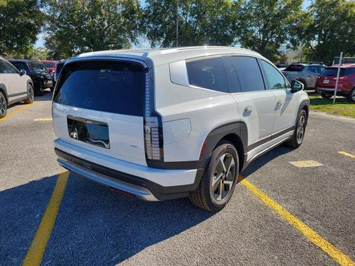 2026 Hyundai IONIQ 9 SE