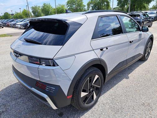 2025 Hyundai IONIQ 5 SEL