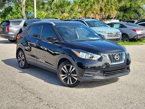 2019 Nissan Kicks SV
