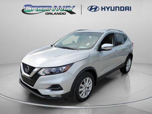 2022 Nissan Rogue Sport SV