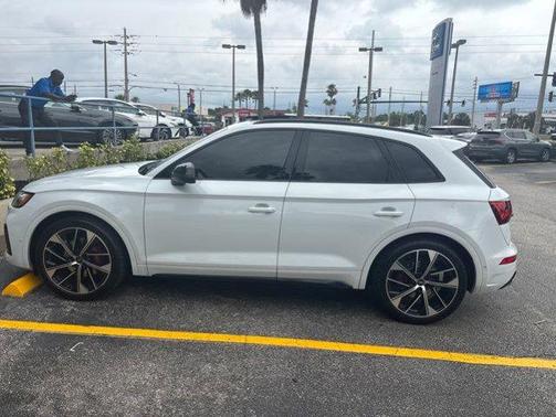 Glacier White Metallic 2021 Audi SQ5 3.0T Prestige