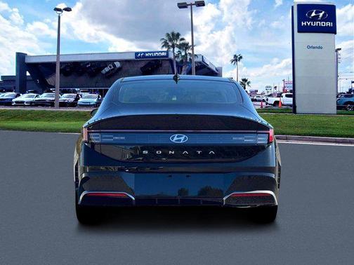 2026 Hyundai SONATA SEL