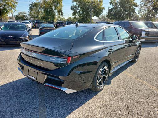 2026 Hyundai SONATA SEL