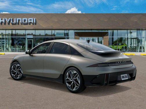 2025 Hyundai IONIQ 6 SE