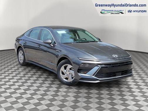 2025 Hyundai SONATA SE