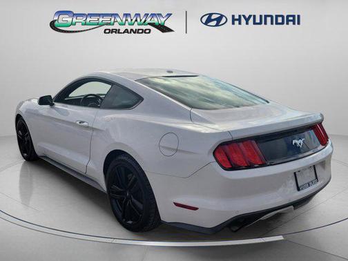 2015 Ford Mustang EcoBoost Premium