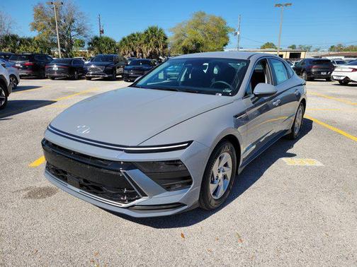 2026 Hyundai SONATA SE